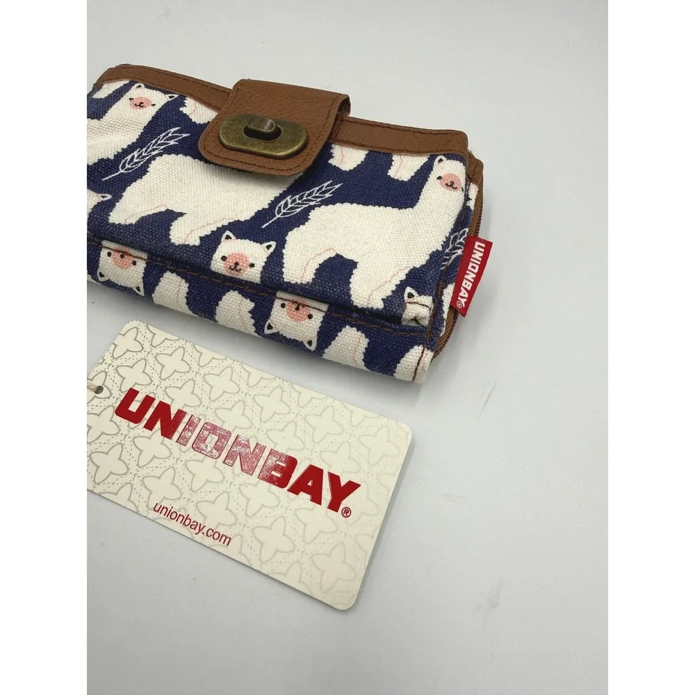 New! Unionbay Wristlet Wallet Llama Alpaca Canvas Navy Blue Brown Turn Lock